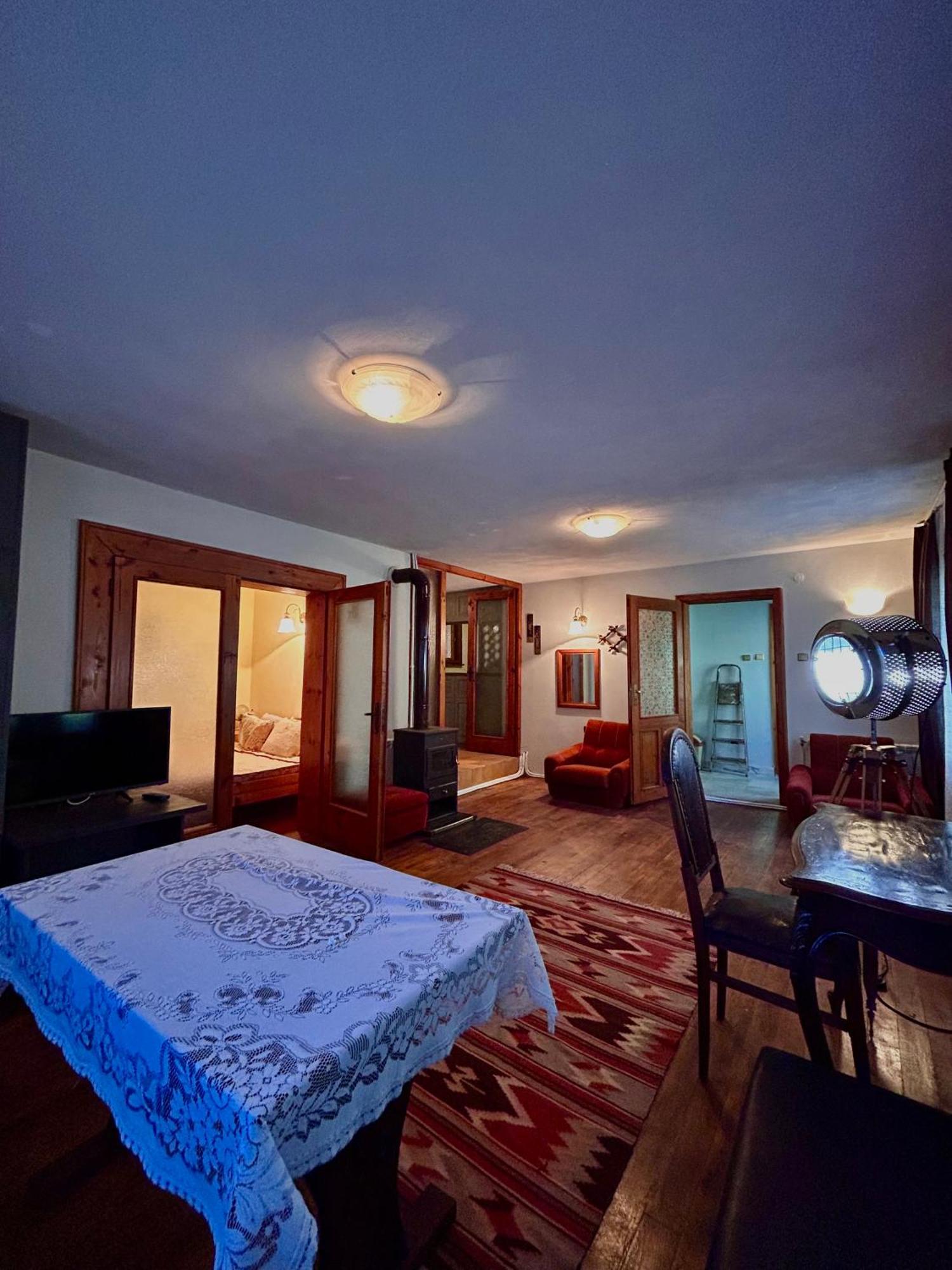 Luylyana Guesthouse Ribarica Ngoại thất bức ảnh
